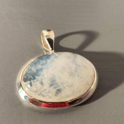 PENDENTIF PIERRE DE LUNE